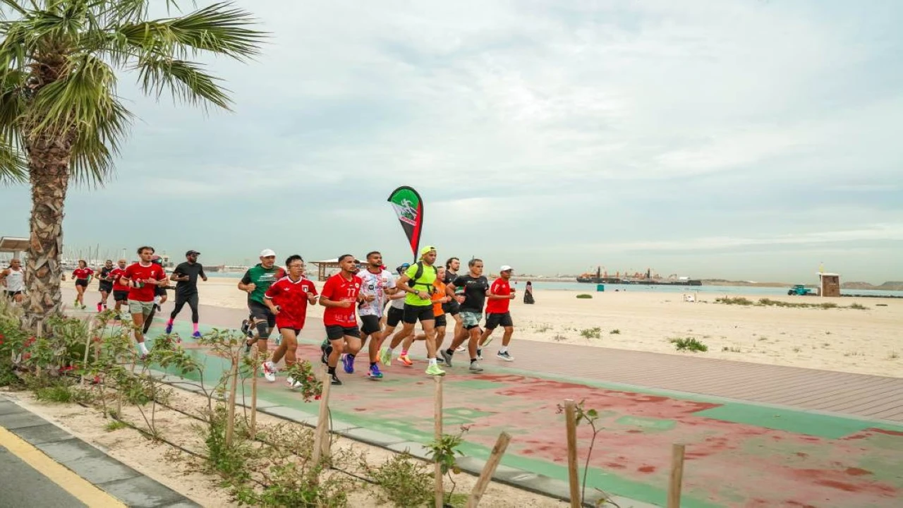 1500 رياضي يتوافدون إلى كايت بيتش في دبي للمشاركة بطواف الوطن يجمعنا